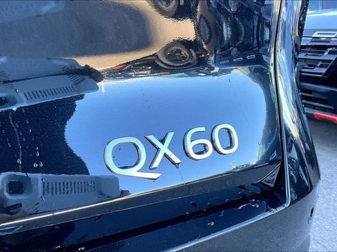 New 2026 INFINITI QX60 Luxe w/ Cargo Package FWD image 9