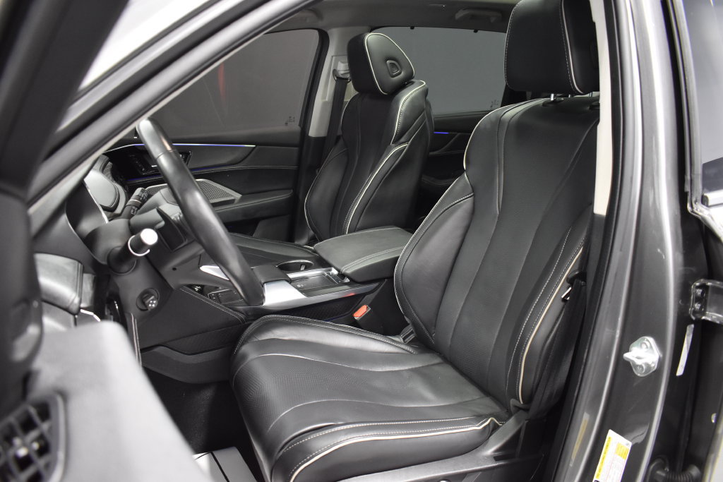 Used 2024 Acura MDX w/ Advance Package AWD/4WD image 5