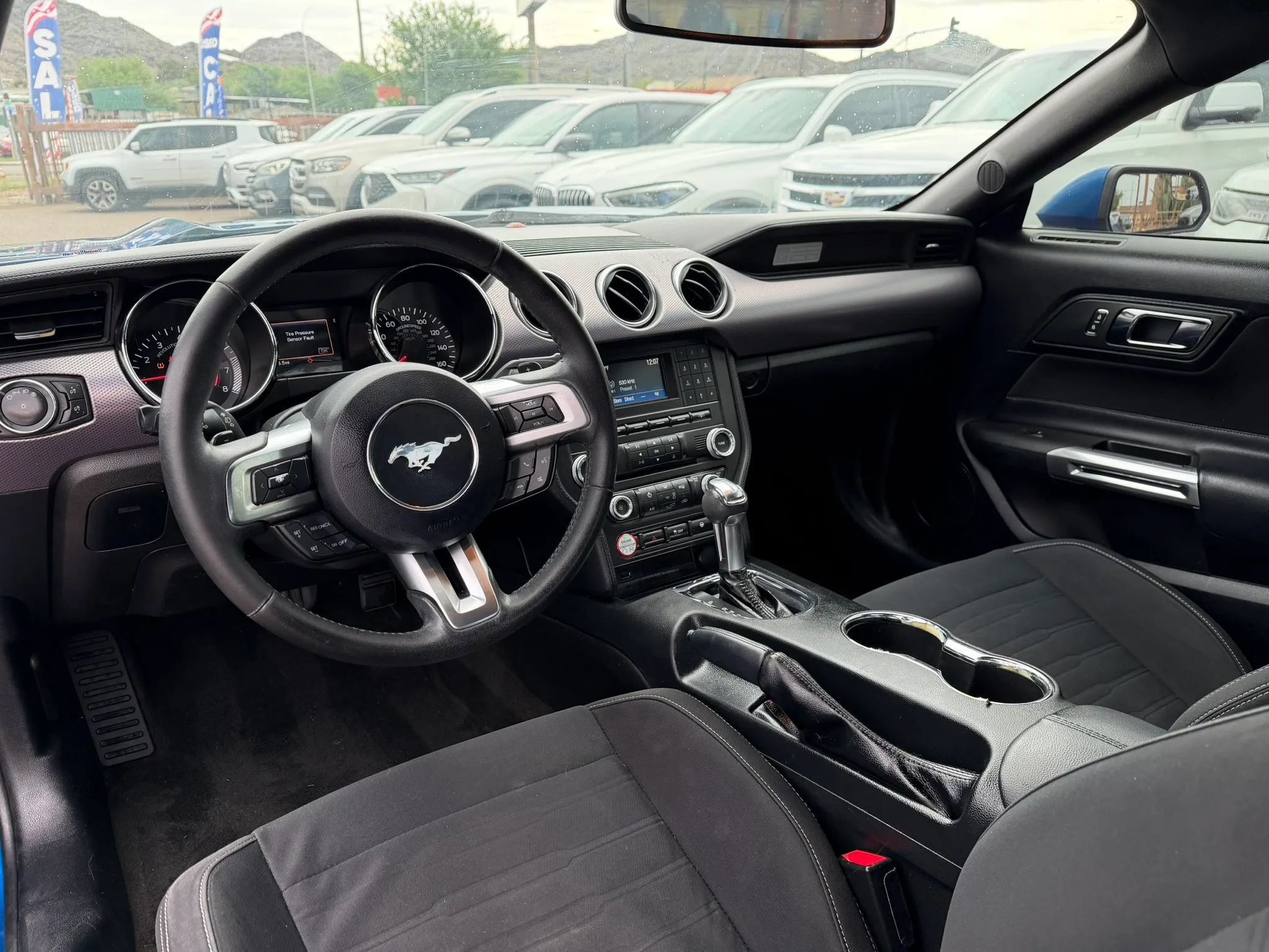 Used 2017 Ford Mustang Coupe RWD image 12