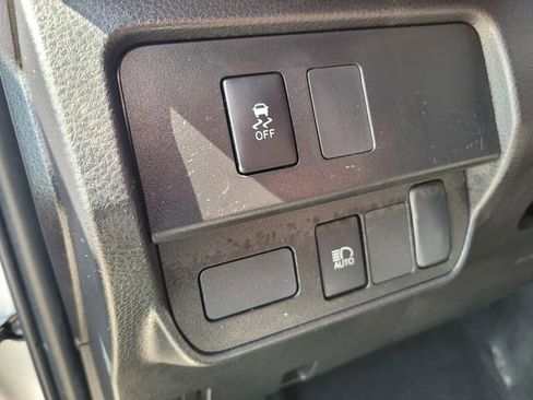 Used 2022 Toyota Tacoma SR AWD/4WD image 19