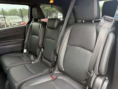 Used 2025 Honda Odyssey Sport-L image 4
