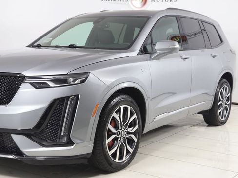 Used 2024 Cadillac XT6 Sport image 59