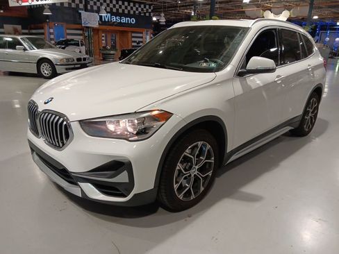 Used 2021 BMW X1 xDrive28i w/ Convenience Package AWD/4WD image 1