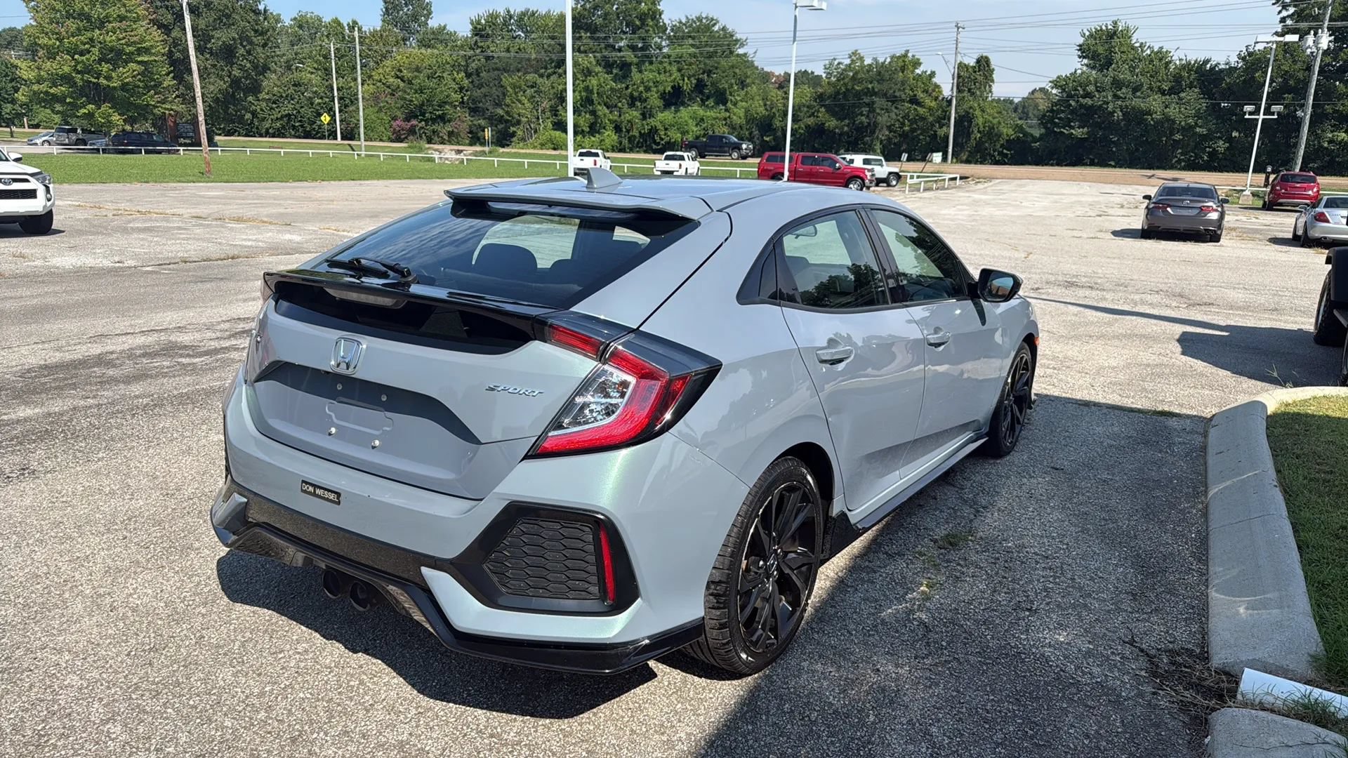Used 2017 Honda Civic Sport image 5