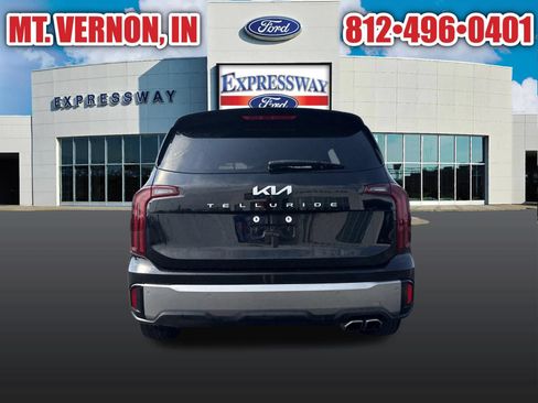 Used 2025 Kia Telluride S FWD image 14