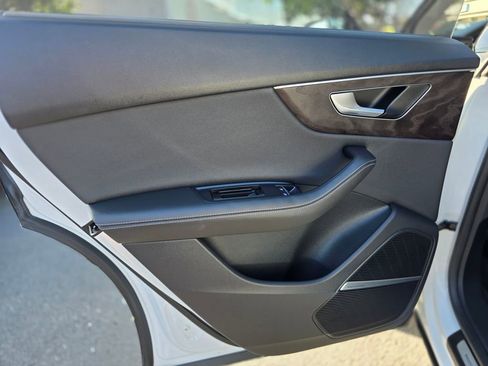 Used 2023 Audi Q8 Premium Plus image 18