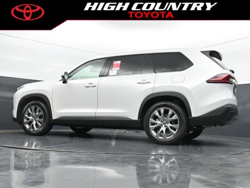 New 2026 Toyota Grand Highlander FWD image 38