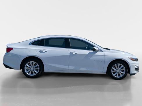 Used 2024 Chevrolet Malibu LT FWD image 3