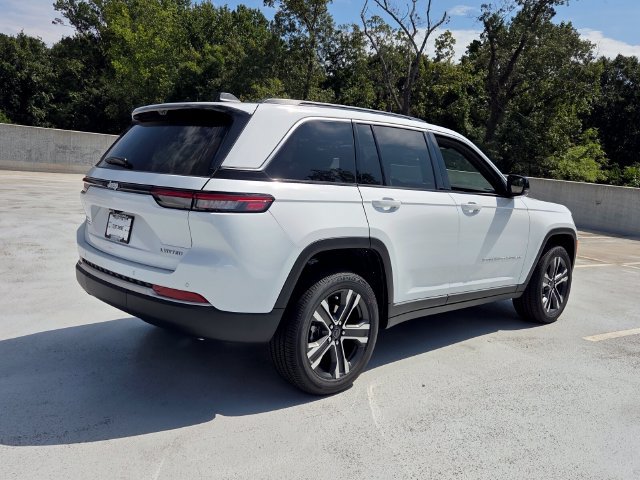 New 2027 Jeep Grand Cherokee Limited w/ Technology Group II RWD image 9
