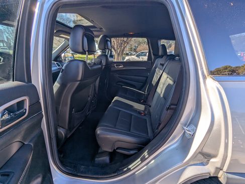 Used 2014 Jeep Grand Cherokee Limited w/ Trailer Tow Group IV image 11