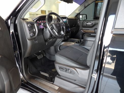 Used 2019 Chevrolet Silverado 1500 RST image 7