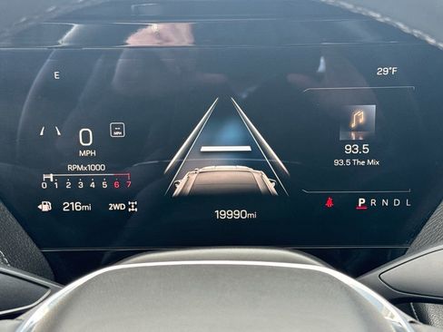 Certified 2025 GMC Yukon Denali image 24