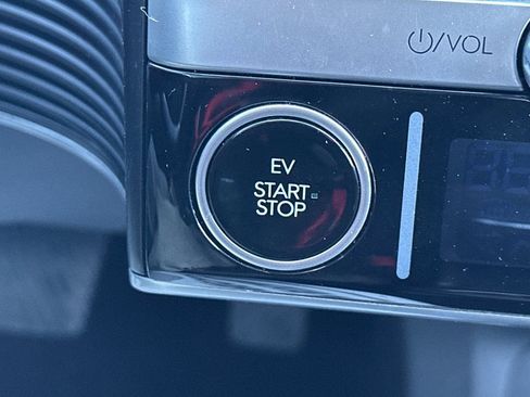 Used 2024 Hyundai Ioniq 5 SEL image 35