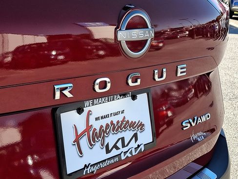 Used 2022 Nissan Rogue SV image 31