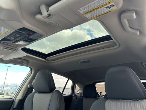 Used 2019 Subaru Crosstrek 2.0i Premium AWD/4WD image 30