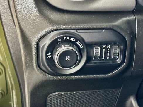 Used 2022 Jeep Wrangler Unlimited Sport AWD/4WD image 10
