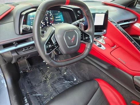 Used 2024 Chevrolet Corvette Stingray Preferred Cpe w/ Battery Protection Package RWD image 10