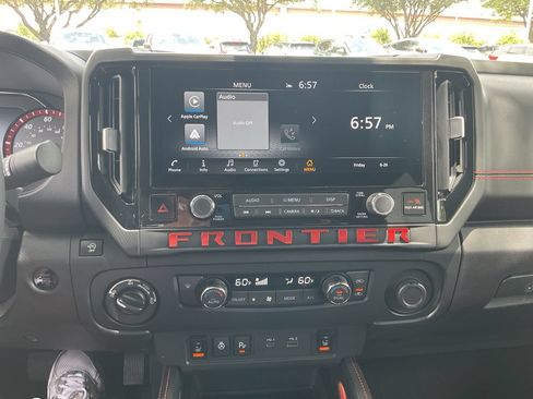 Used 2026 Nissan Frontier PRO-4X AWD/4WD image 27