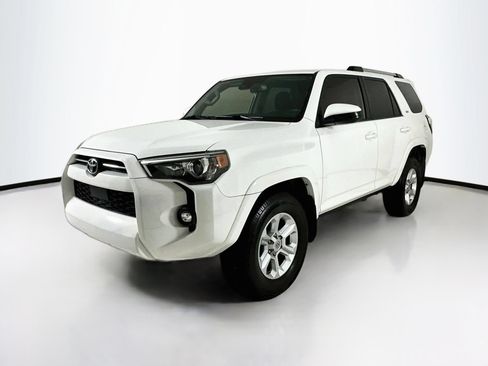 Used 2021 Toyota 4Runner SR5 RWD image 3
