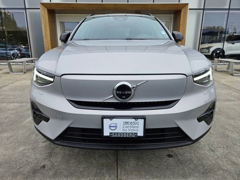 Used 2023 Volvo XC40 Recharge Ultimate w/ Protection Package Premier AWD/4WD image 2