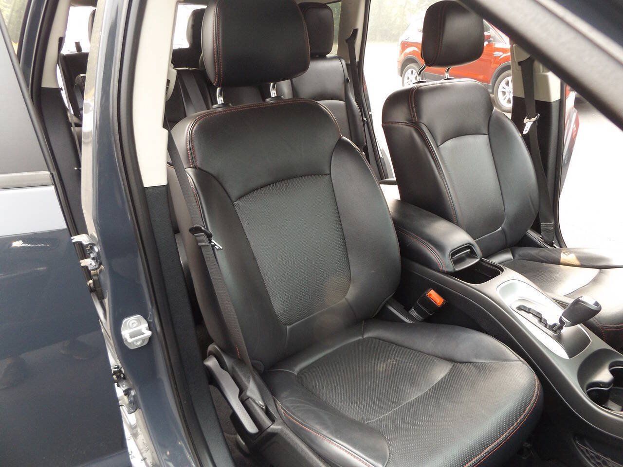 Used 2018 Dodge Journey GT AWD/4WD image 23