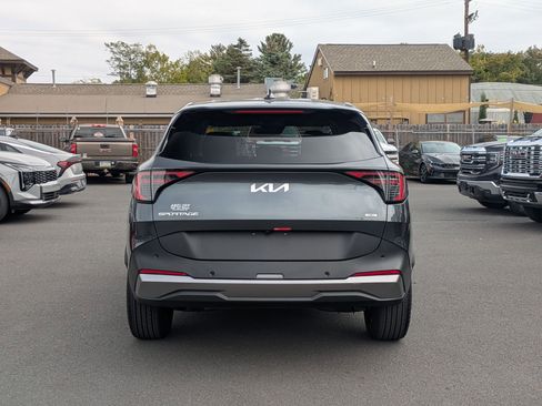 New 2026 Kia Sportage S image 5