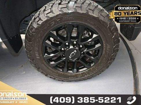 Used 2025 Chevrolet Silverado 2500 LT w/ Trail Boss Package AWD/4WD image 13