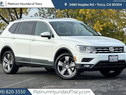 Used 2020 Volkswagen Tiguan SEL image 1