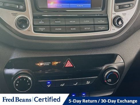 Used 2018 Hyundai Tucson SE AWD/4WD image 16