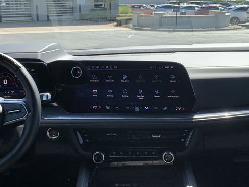 Used 2025 Chevrolet Tahoe RST w/ Advanced Technology Package AWD/4WD image 31