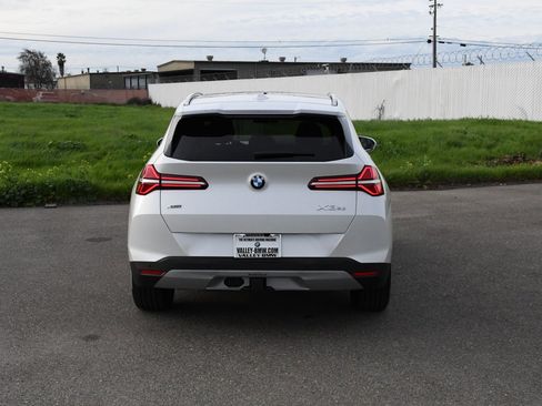 Used 2025 BMW X3 xDrive30i w/ Convenience Package image 4