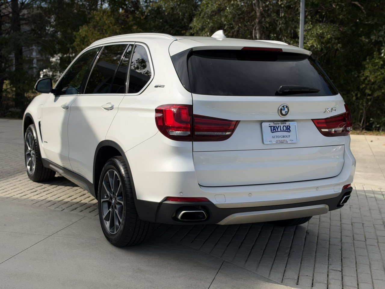 Used 2018 BMW X5 xDrive40e w/ Driving Assistance Package AWD/4WD image 4
