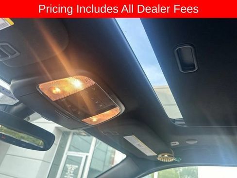 Used 2019 Jeep Grand Cherokee Altitude AWD/4WD image 5