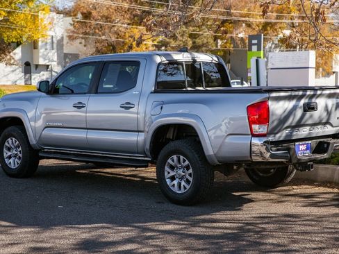 Used 2016 Toyota Tacoma SR5 image 7