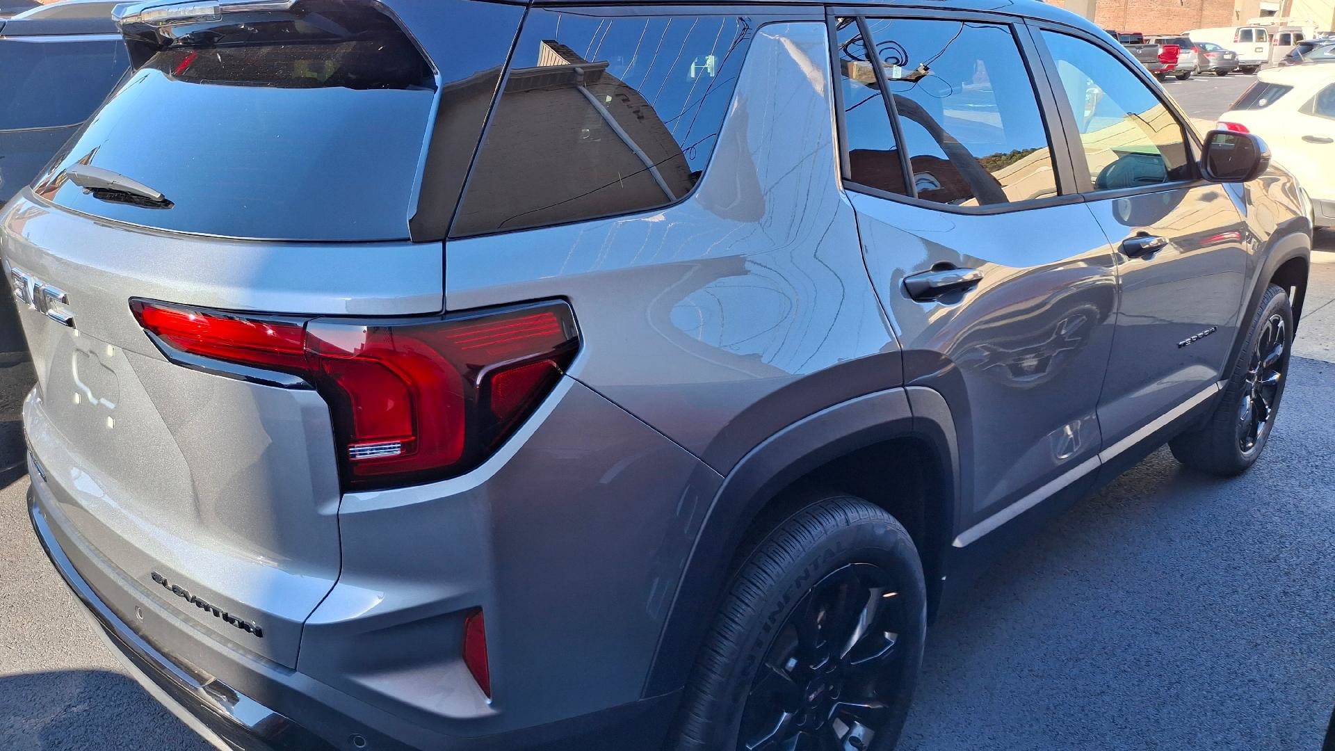 New 2027 GMC Terrain Elevation w/ Elevation Premium Package AWD/4WD image 6
