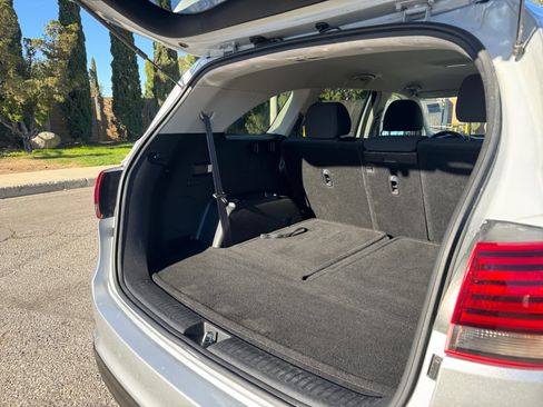 Used 2020 Kia Sorento LX w/ LX I4 Convenience Package image 20