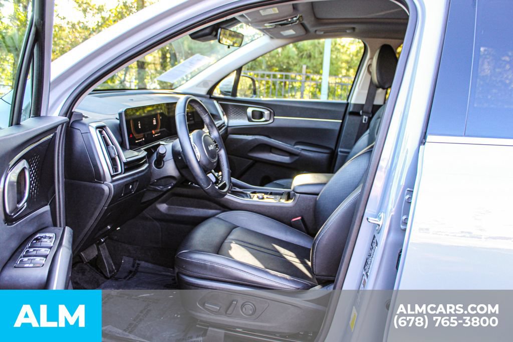 Used 2025 Kia Sorento S w/ Panoramic Sunroof Package FWD image 15