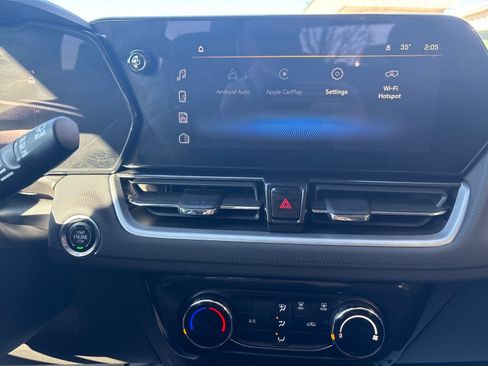 Used 2025 Chevrolet TrailBlazer LT image 20