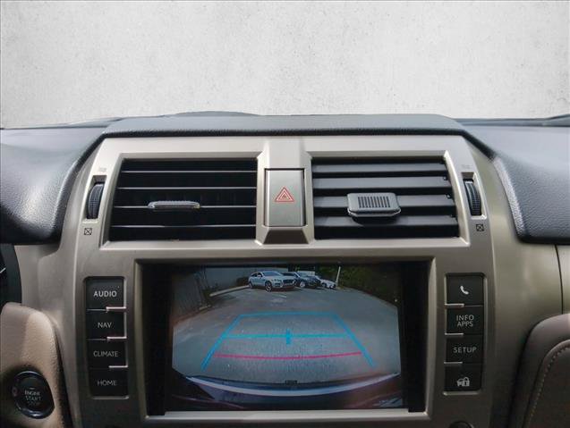 Used 2016 Lexus GX 460 Luxury w/ Preferred Accessory Package AWD/4WD image 15
