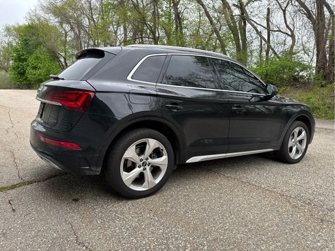 Used 2021 Audi Q5 2.0T Premium Plus w/ Premium Plus Package AWD/4WD image 5