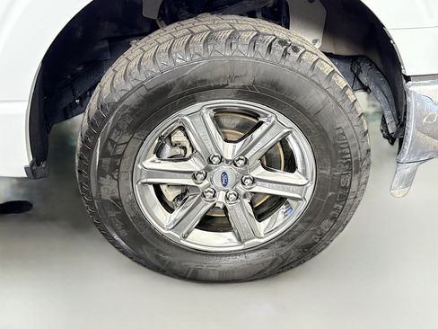 Used 2024 Ford F150 XLT w/ Tow/Haul Package image 30