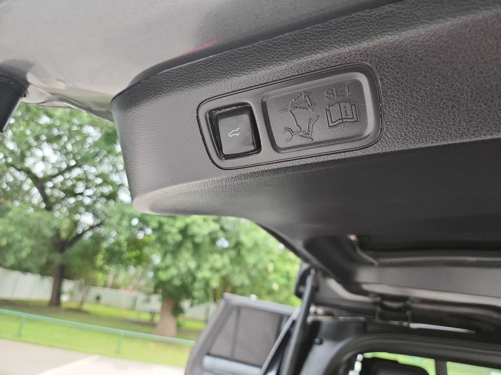 Used 2019 Ford Expedition XLT w/ Equipment Group 202A RWD image 36