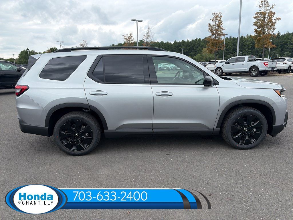 New 2026 Honda Pilot Black Edition image 8