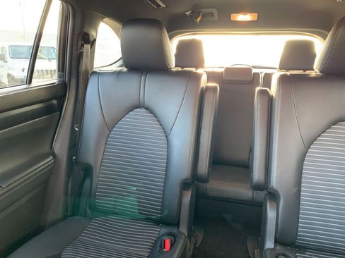 Used 2025 Toyota Highlander XSE image 42