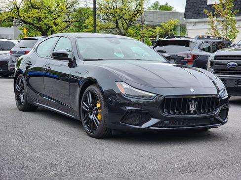 Used 2022 Maserati Ghibli Modena Q4 AWD/4WD image 5