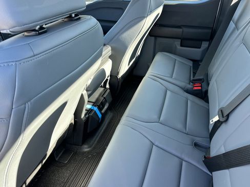 New 2026 Ford F250 XL w/ XL Driver Assist Package RWD image 18