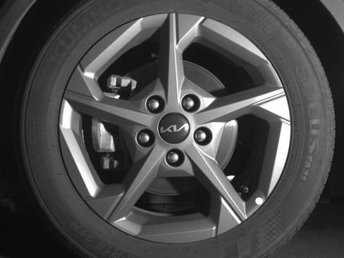 Used 2025 Kia K4 LXS image 12