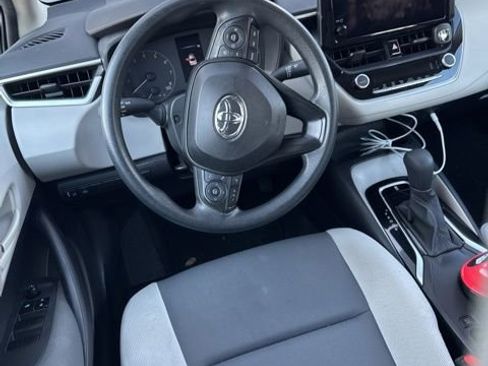 Used 2023 Toyota Corolla LE image 8