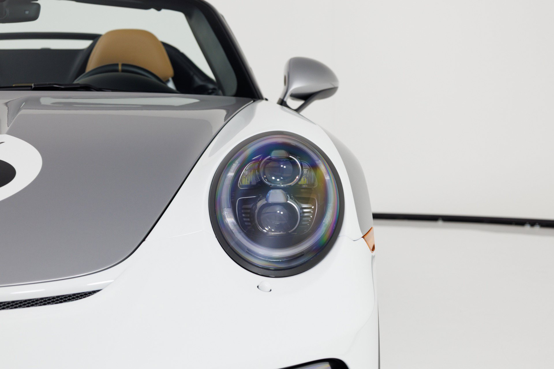 Used 2019 Porsche 911 Speedster RWD image 61
