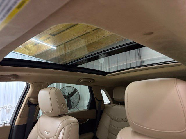 Used 2021 Cadillac XT5 Sportv w/ Platinum Package AWD/4WD image 37